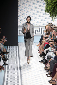 Jorge Vazquez Fashion Show auf der Mercedes-Benz Fashion Week Madrid SS 2018