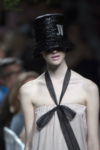 Jorge Vazquez Fashion Show auf der Mercedes-Benz Fashion Week Madrid SS 2018