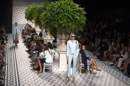 Jorge Vazquez Fashion Show auf der Mercedes-Benz Fashion Week Madrid SS 2018