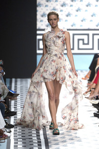 Jorge Vazquez Fashion Show auf der Mercedes-Benz Fashion Week Madrid SS 2018