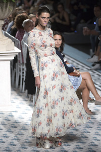 Jorge Vazquez Fashion Show auf der Mercedes-Benz Fashion Week Madrid SS 2018