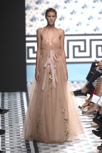 Jorge Vazquez Fashion Show auf der Mercedes-Benz Fashion Week Madrid SS 2018
