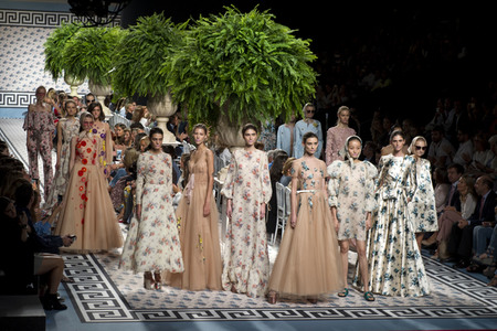 Jorge Vazquez Fashion Show auf der Mercedes-Benz Fashion Week Madrid SS 2018