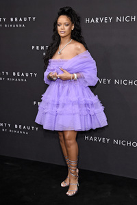 Präsentation der Beauty-Kollektion 'Fenty Beauty by Rihanna' in London