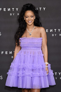 Präsentation der Beauty-Kollektion 'Fenty Beauty by Rihanna' in London