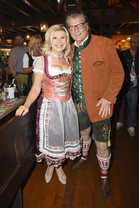 2. Charity Lunch zugunsten von 'Frohes Herz e.V.' beim Oktoberfest 2017 in München