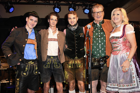 2. Charity Lunch zugunsten von 'Frohes Herz e.V.' beim Oktoberfest 2017 in München