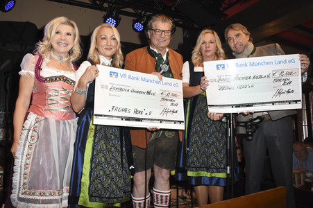 2. Charity Lunch zugunsten von 'Frohes Herz e.V.' beim Oktoberfest 2017 in München