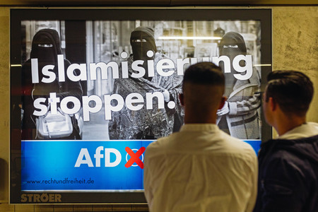 Bundestagswahlkampf-Plakate in Köln