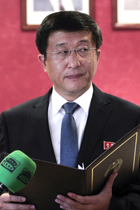 Pressekonferenz mit Kim Hyok Chol in Madrid