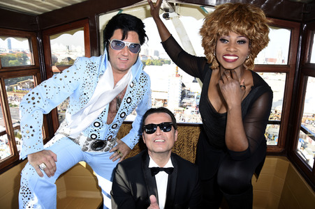 Photocall zur Muscial-Tournee mit Tina Turner, Elvis und Falco auf dem Oktoberfest in München