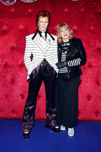 Enthüllung der David Bowie Wachsfigur bei Madame Tussauds Berlin