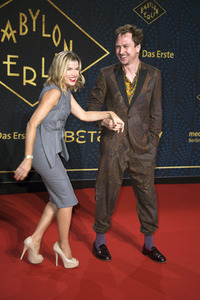 Serienpremiere 'Babylon Berlin' in Berlin
