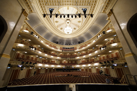 Rundgang in der Staatsoper Unter den Linden in Berlin