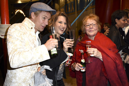 Premiere des Jubiläumprogramms von Roncalli '40 Jahre Reise zum Regenbogen' in München