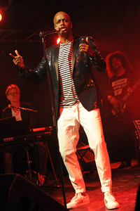 Konzert von Yared Dibaba und den Schlickrutschern in Hamburg