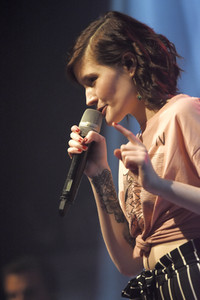 Madeline Juno live in Hannover