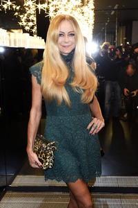 Store-Opening 'Red Carpet Ready' by Shan Rahimkhan in Berlin