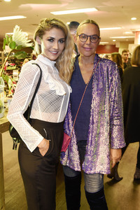 10 Jahre TK Maxx in Berlin