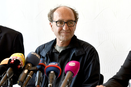 Pressekonferenz mit Dogan Akhanli in Köln