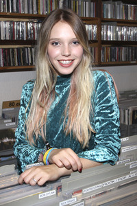 Album-Präsentation von Lina Larissa Strahl  in Hamburg
