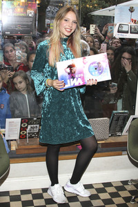 Album-Präsentation von Lina Larissa Strahl  in Hamburg