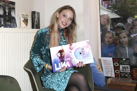 Album-Präsentation von Lina Larissa Strahl  in Hamburg