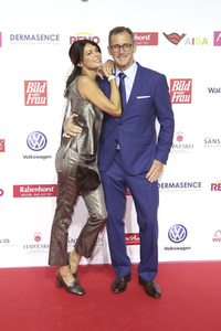 Goldene Bild der Frau 2017 in Hamburg
