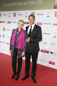 Goldene Bild der Frau 2017 in Hamburg