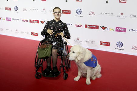 Goldene Bild der Frau 2017 in Hamburg