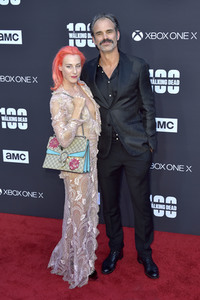 Feier zur 100. Episode von 'The Walking Dead' in Los Angeles