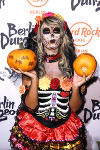 3. Halloween Party by Natascha Ochsenknecht 2017 in Berlin