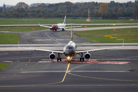 Symbolfoto Flugverkehr