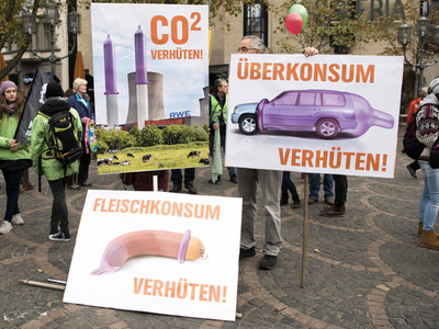Großdemo 'Klima schützen – Kohle stoppen!' in Bonn