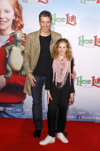 Filmpremiere 'Hexe Lilli rettet Weihnachten' in Köln
