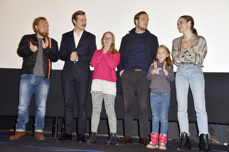 Filmpremiere 'Simpel' in Berlin