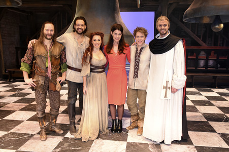 Musicalpremiere 'Der Glöckner von Notre Dame' in München