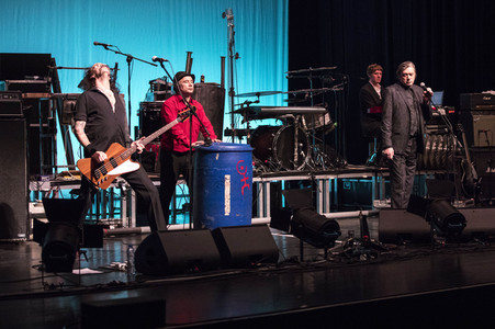 Konzert von Einstürzende Neubauten in Duisburg