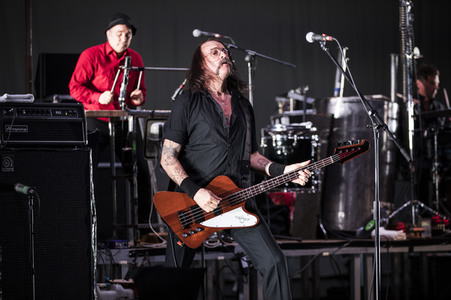 Konzert von Einstürzende Neubauten in Duisburg