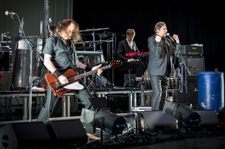 Konzert von Einstürzende Neubauten in Duisburg