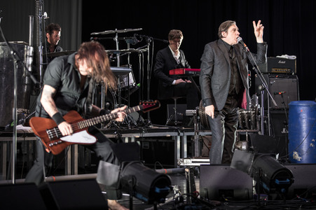 Konzert von Einstürzende Neubauten in Duisburg