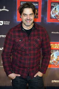 Weltpremiere 'Spiel mit der Zeit' in Berlin
