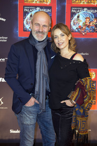 Weltpremiere 'Spiel mit der Zeit' in Berlin