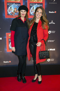 Weltpremiere 'Spiel mit der Zeit' in Berlin