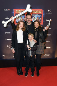 Weltpremiere 'Spiel mit der Zeit' in Berlin