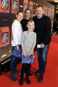 Weltpremiere 'Spiel mit der Zeit' in Berlin