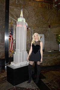 Empire State Building Lighting Ceremony mit Gwen Stefani in New York