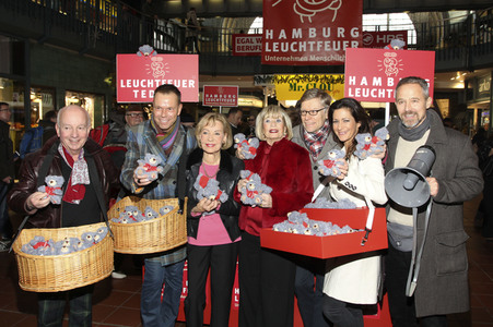 22. Charity Teddybären Verkauf in Hamburg