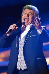 TV-Show 'Die Schlager des Jahres - Die große Show der Schlager, Stars und Storys 2017' in Suhl