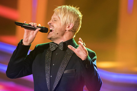 TV-Show 'Die Schlager des Jahres - Die große Show der Schlager, Stars und Storys 2017' in Suhl